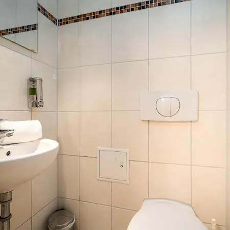 One Putt Erdgeschoss * Göhren-Lebbin